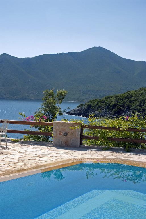 Smyros Resort Poúlithra Exterior foto